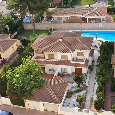 Del Duque, Gandia - *