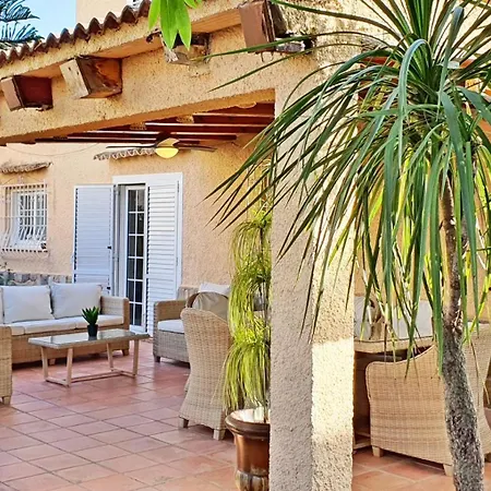 Del Duque, Gandia - *